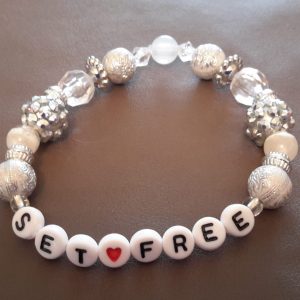 Roll-On White And Silver SET FREE Bracelet