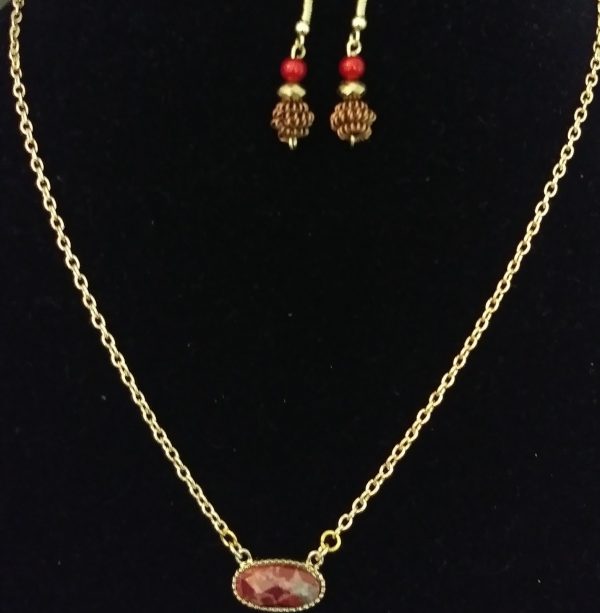 Coral Gold Women Gold Link Necklace Set